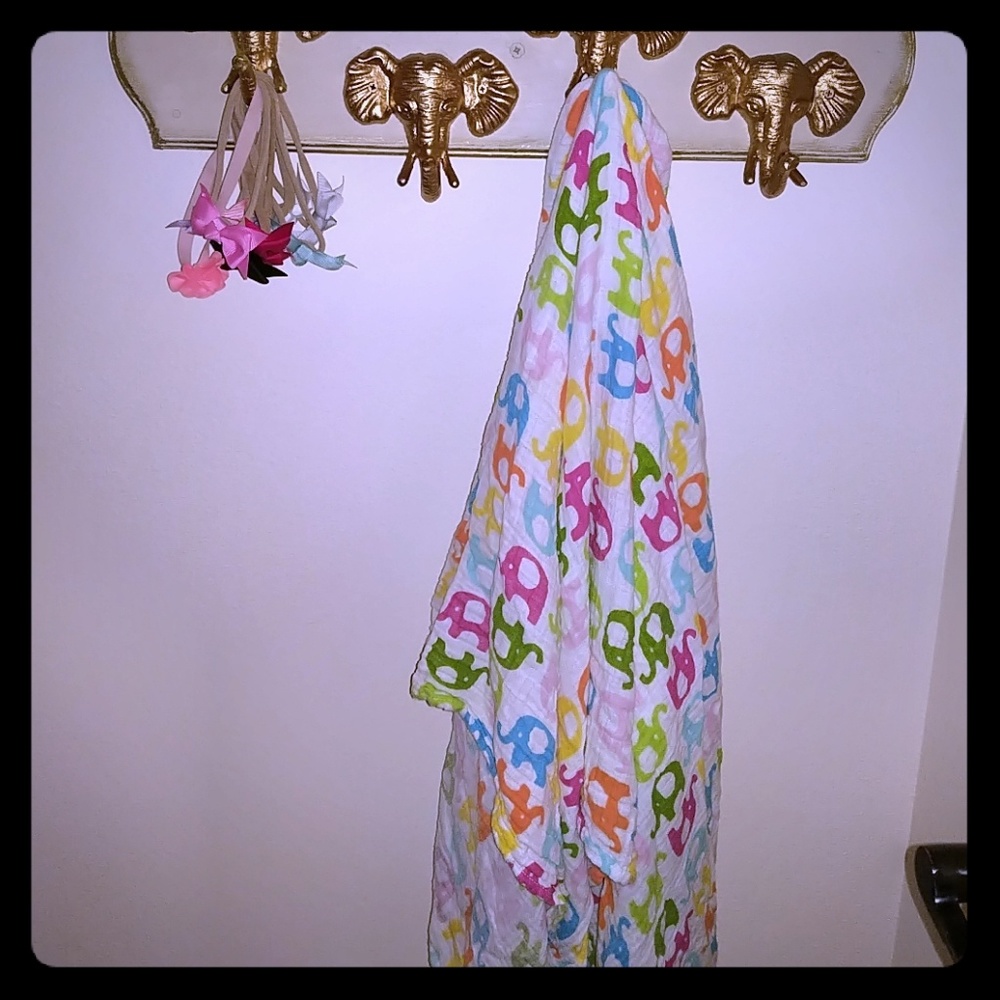 Bundle swaddle blankets- gauze elephant swaddle